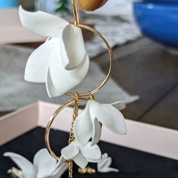 Custom Hanging White Floral Gold Earrings - Picture 2 of 8
